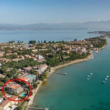 Апартаменты Lakeview Primea Сирмионе